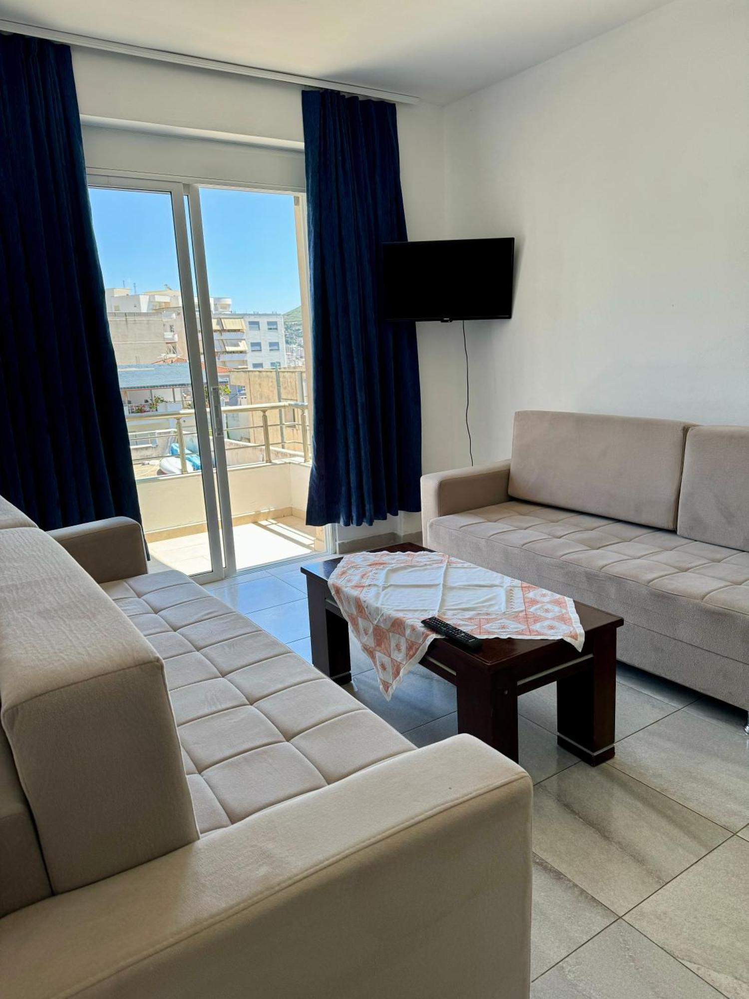 L.T. Noy'S Apartment Sarandë エクステリア 写真
