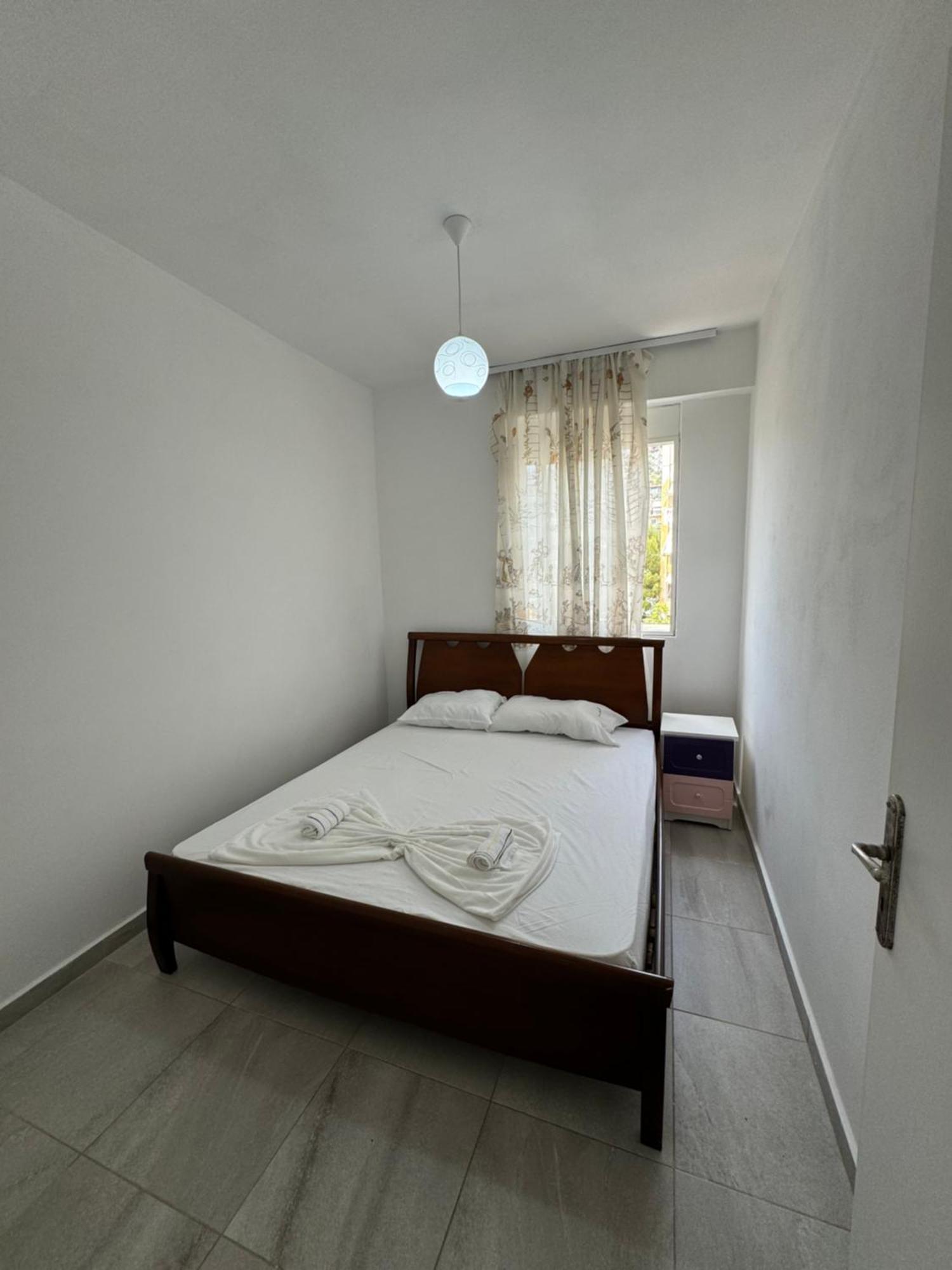 L.T. Noy'S Apartment Sarandë エクステリア 写真